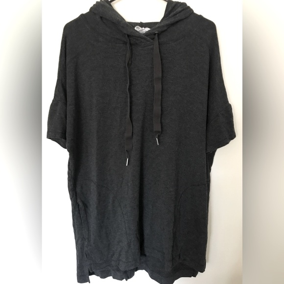 Short Sleeve Hooded Tunic - Picture 1 of 3